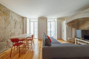 Cozy Almada by Hosty